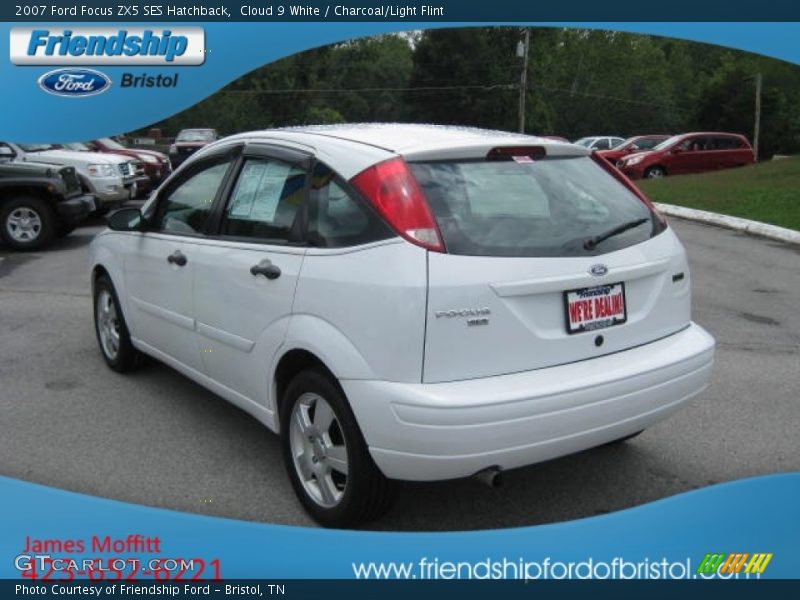 Cloud 9 White / Charcoal/Light Flint 2007 Ford Focus ZX5 SES Hatchback