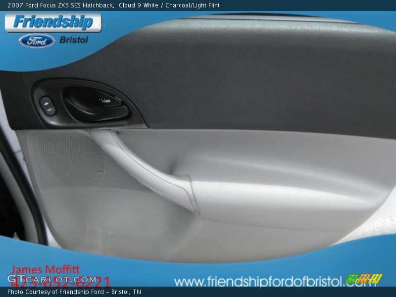 Cloud 9 White / Charcoal/Light Flint 2007 Ford Focus ZX5 SES Hatchback