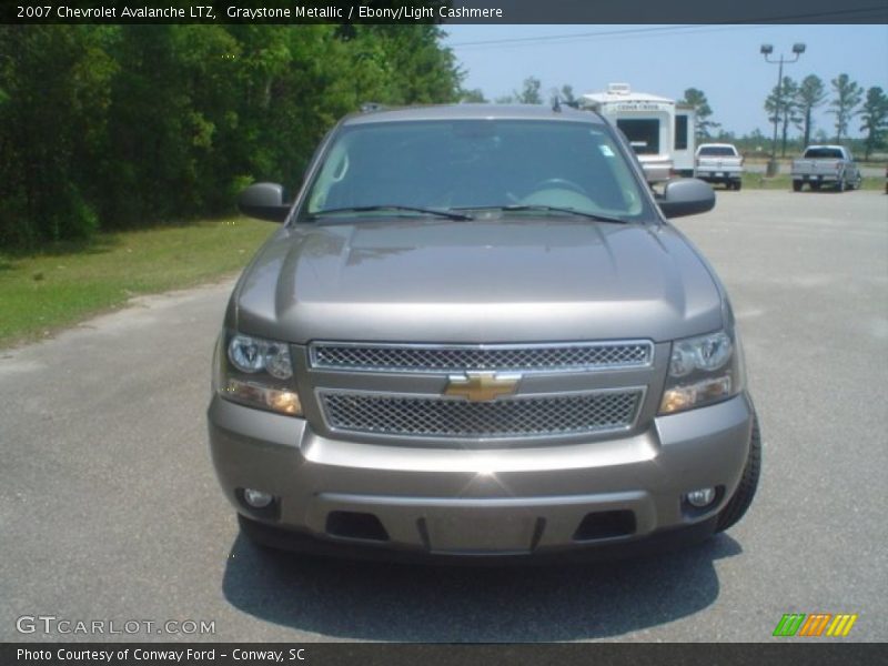 Graystone Metallic / Ebony/Light Cashmere 2007 Chevrolet Avalanche LTZ