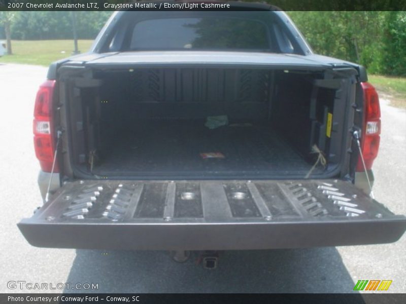 Graystone Metallic / Ebony/Light Cashmere 2007 Chevrolet Avalanche LTZ