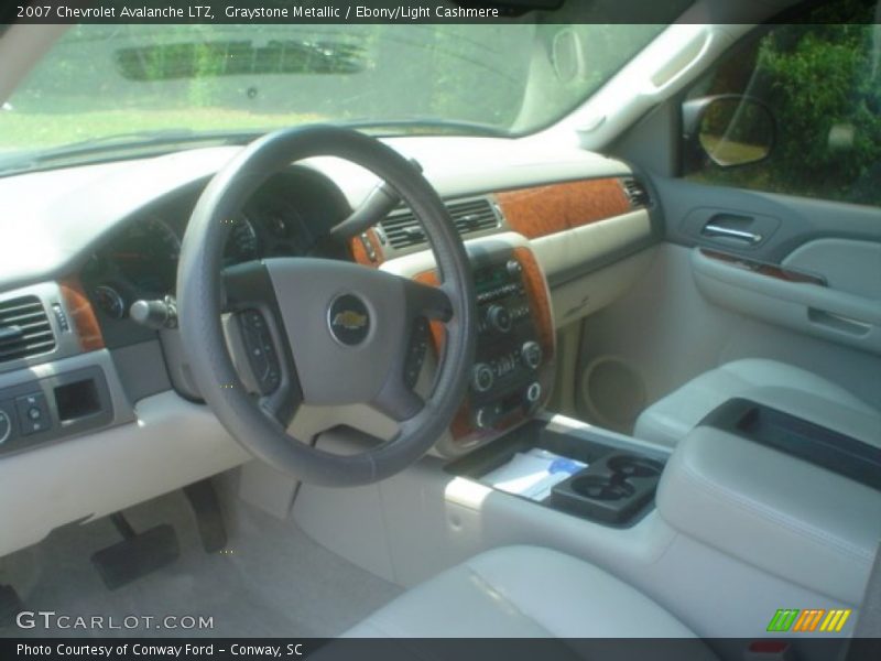 Graystone Metallic / Ebony/Light Cashmere 2007 Chevrolet Avalanche LTZ