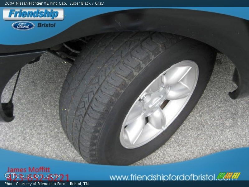 Super Black / Gray 2004 Nissan Frontier XE King Cab