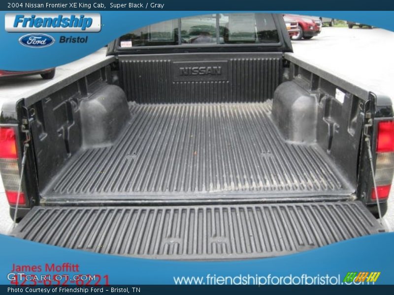 Super Black / Gray 2004 Nissan Frontier XE King Cab