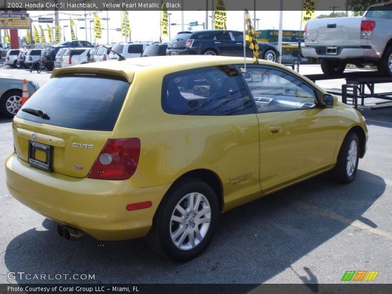 Yellow Pearl Metallic / Black 2002 Honda Civic Si Hatchback