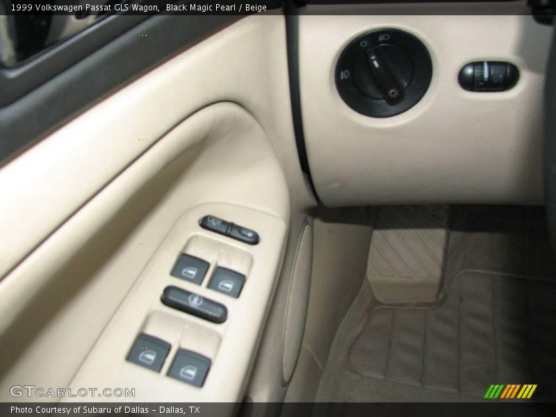 Black Magic Pearl / Beige 1999 Volkswagen Passat GLS Wagon