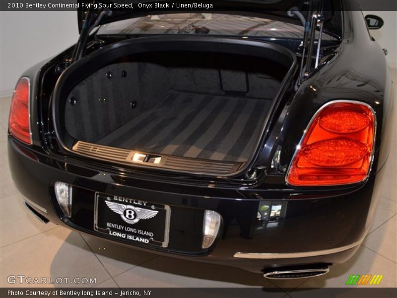  2010 Continental Flying Spur Speed Trunk