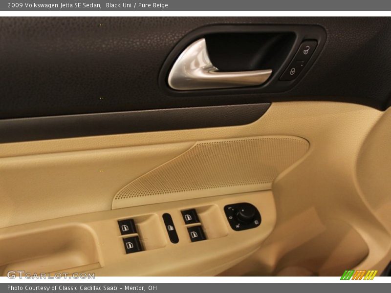 Black Uni / Pure Beige 2009 Volkswagen Jetta SE Sedan