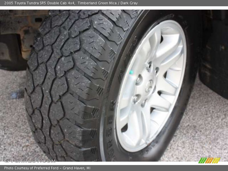 Timberland Green Mica / Dark Gray 2005 Toyota Tundra SR5 Double Cab 4x4