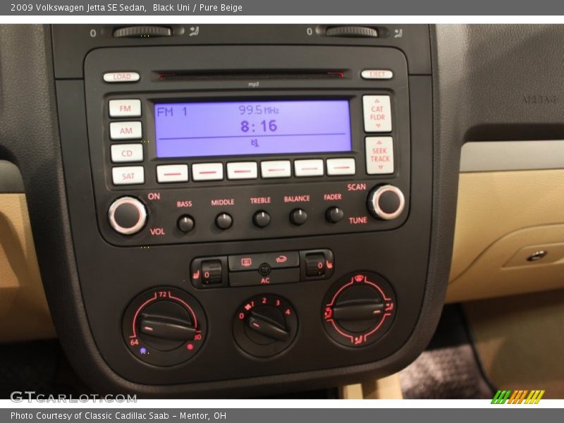 Black Uni / Pure Beige 2009 Volkswagen Jetta SE Sedan