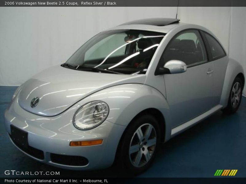 Reflex Silver / Black 2006 Volkswagen New Beetle 2.5 Coupe