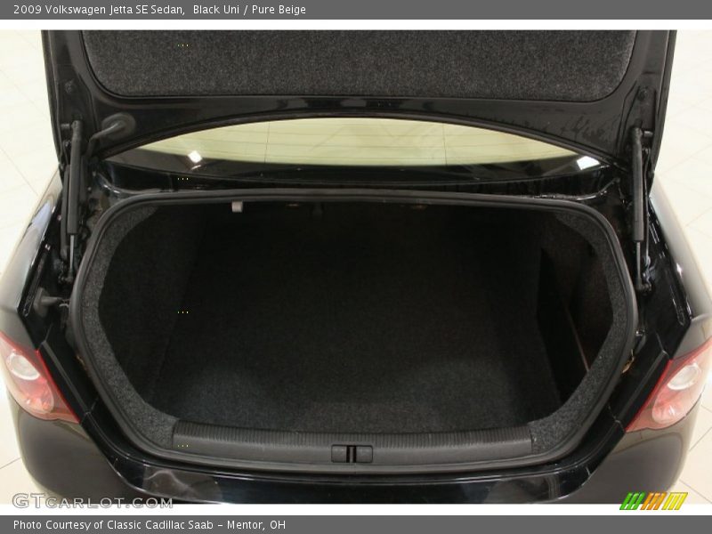 Black Uni / Pure Beige 2009 Volkswagen Jetta SE Sedan