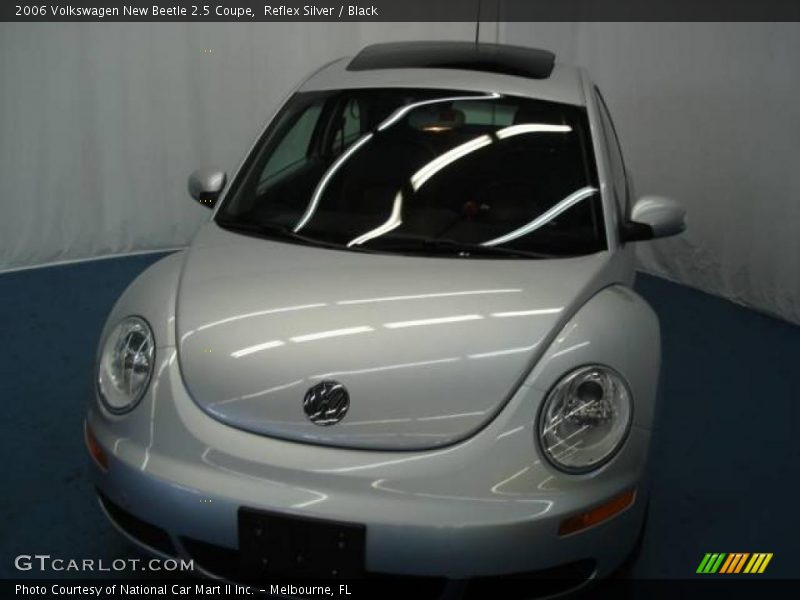 Reflex Silver / Black 2006 Volkswagen New Beetle 2.5 Coupe