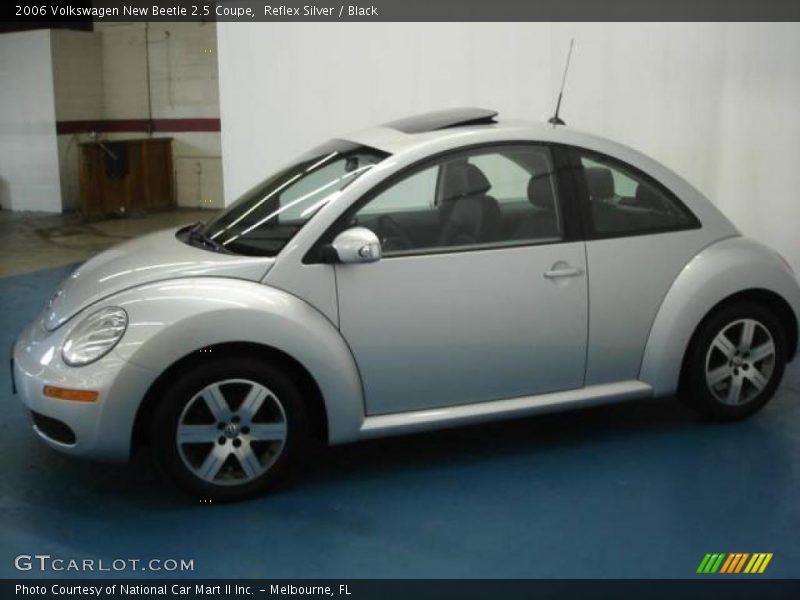 Reflex Silver / Black 2006 Volkswagen New Beetle 2.5 Coupe