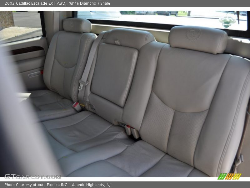  2003 Escalade EXT AWD Shale Interior