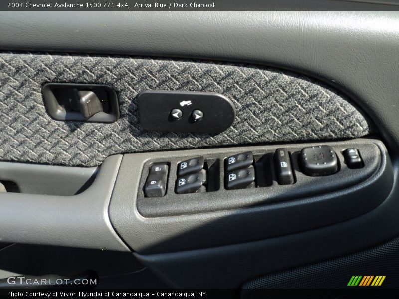 Arrival Blue / Dark Charcoal 2003 Chevrolet Avalanche 1500 Z71 4x4