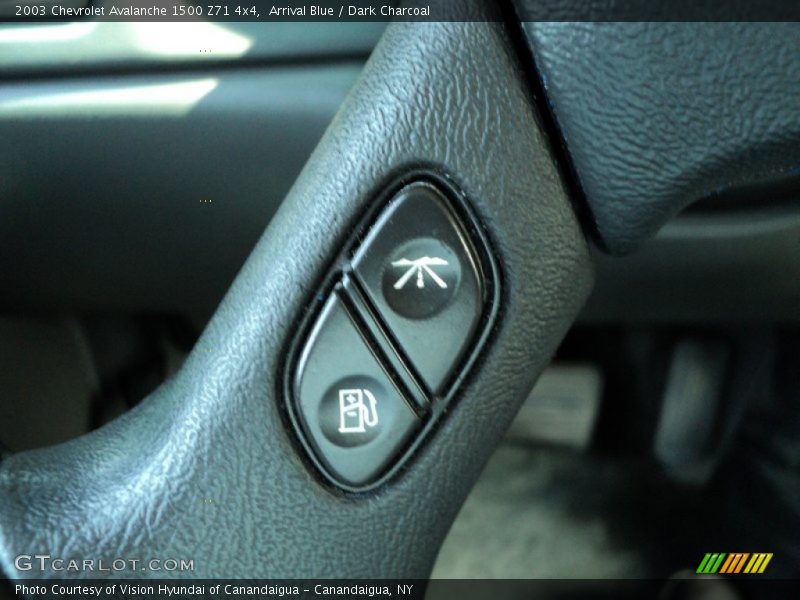 Arrival Blue / Dark Charcoal 2003 Chevrolet Avalanche 1500 Z71 4x4