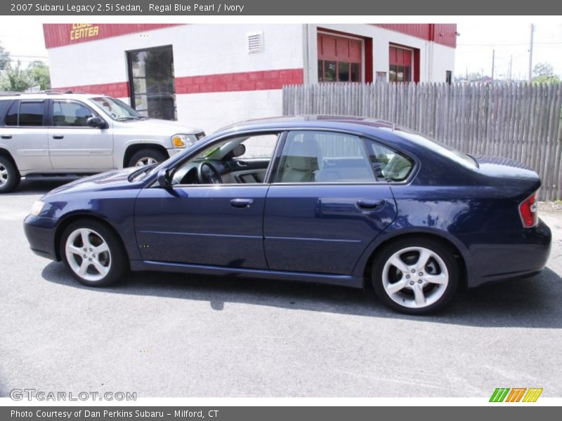 Regal Blue Pearl / Ivory 2007 Subaru Legacy 2.5i Sedan