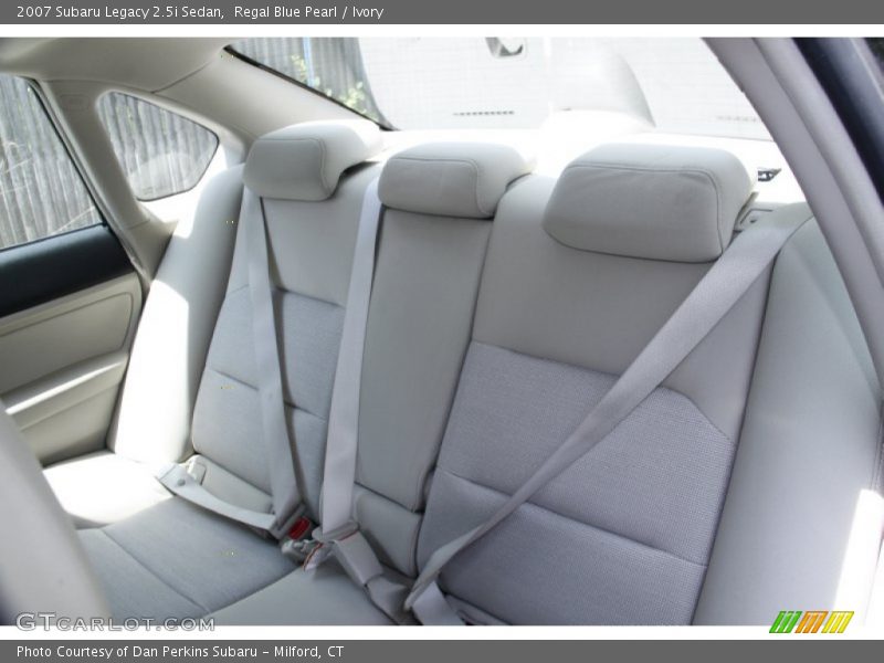 Regal Blue Pearl / Ivory 2007 Subaru Legacy 2.5i Sedan