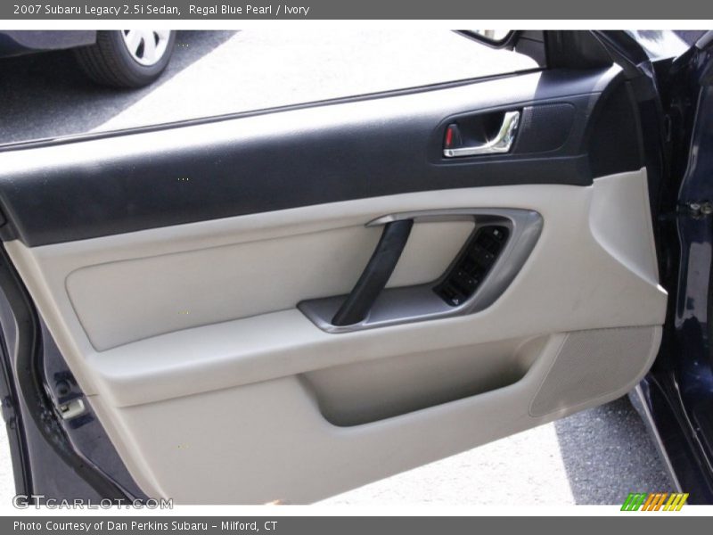 Regal Blue Pearl / Ivory 2007 Subaru Legacy 2.5i Sedan