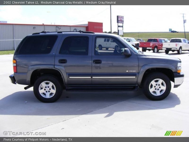 Medium Charcoal Gray Metallic / Medium Gray/Neutral 2002 Chevrolet Tahoe LS