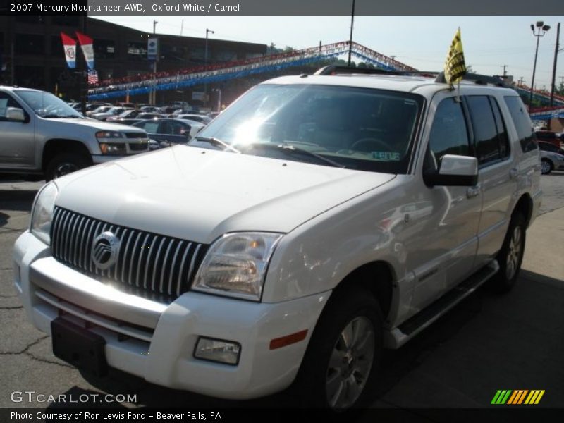 Oxford White / Camel 2007 Mercury Mountaineer AWD
