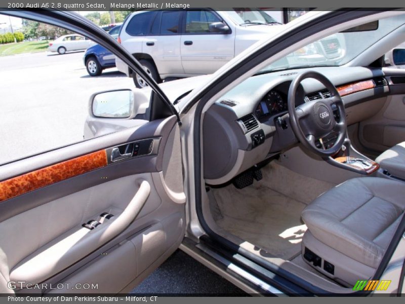 Melange Metallic / Melange 2000 Audi A6 2.8 quattro Sedan