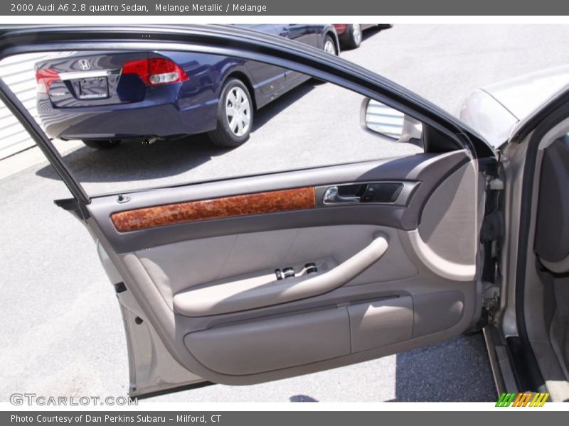 Melange Metallic / Melange 2000 Audi A6 2.8 quattro Sedan