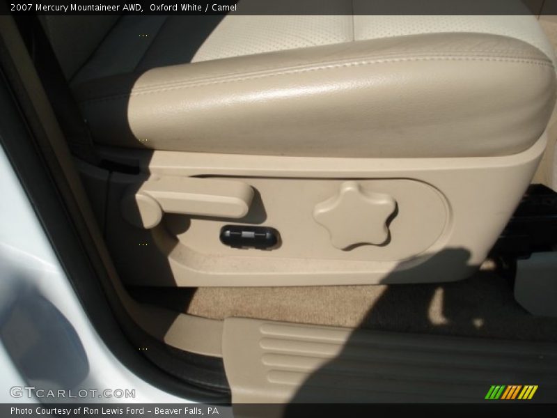 Oxford White / Camel 2007 Mercury Mountaineer AWD