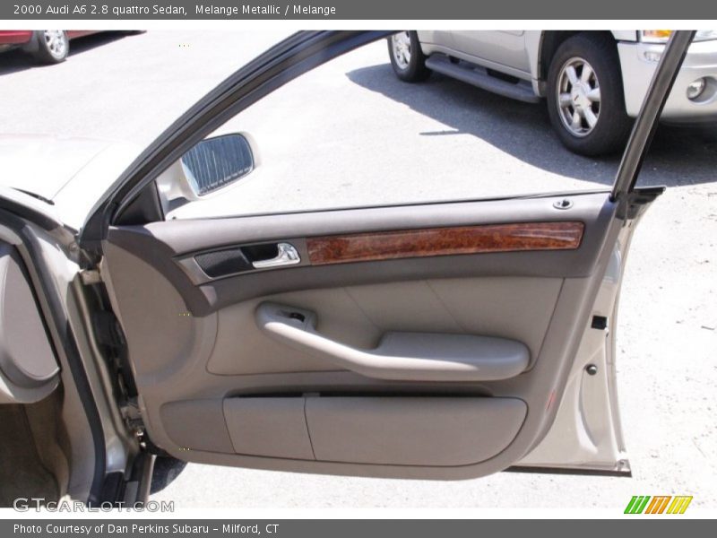 Melange Metallic / Melange 2000 Audi A6 2.8 quattro Sedan