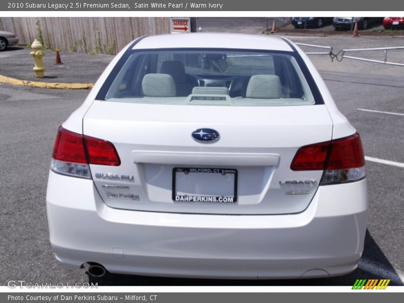 Satin White Pearl / Warm Ivory 2010 Subaru Legacy 2.5i Premium Sedan
