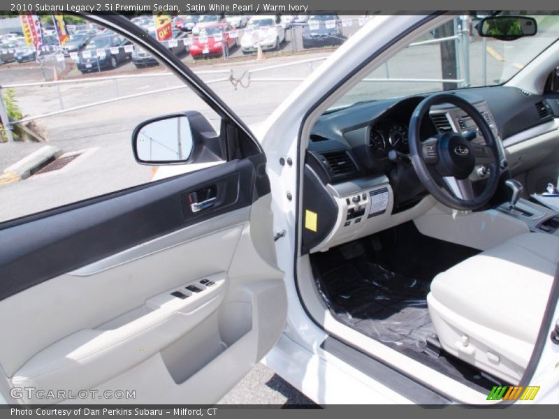 Satin White Pearl / Warm Ivory 2010 Subaru Legacy 2.5i Premium Sedan