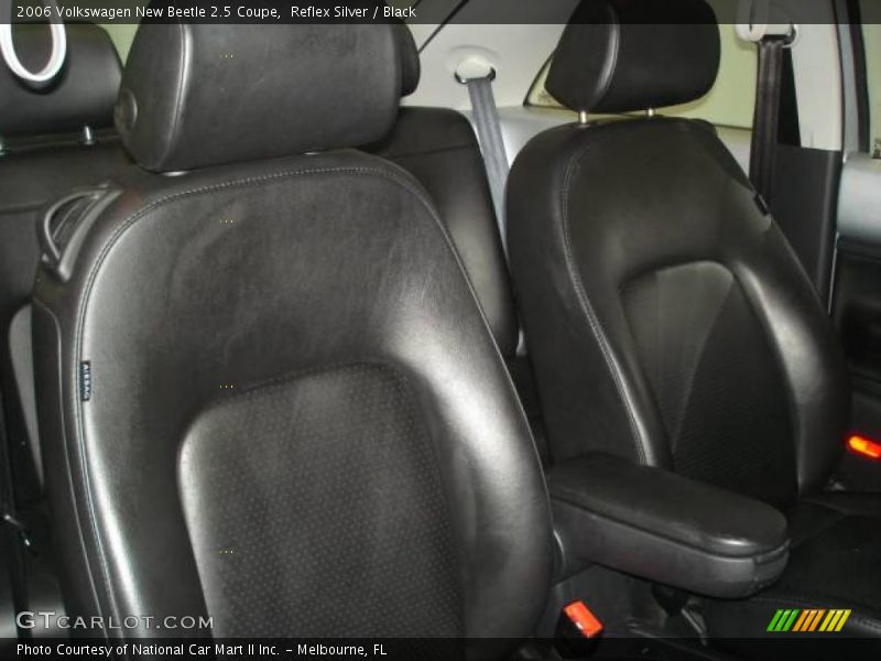 Reflex Silver / Black 2006 Volkswagen New Beetle 2.5 Coupe