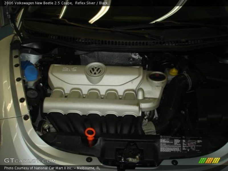 Reflex Silver / Black 2006 Volkswagen New Beetle 2.5 Coupe