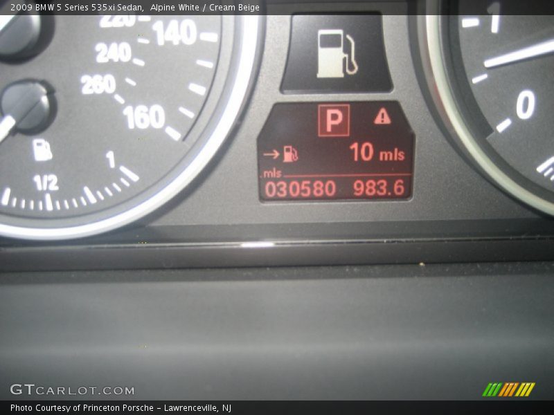 Alpine White / Cream Beige 2009 BMW 5 Series 535xi Sedan