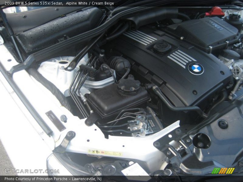 Alpine White / Cream Beige 2009 BMW 5 Series 535xi Sedan