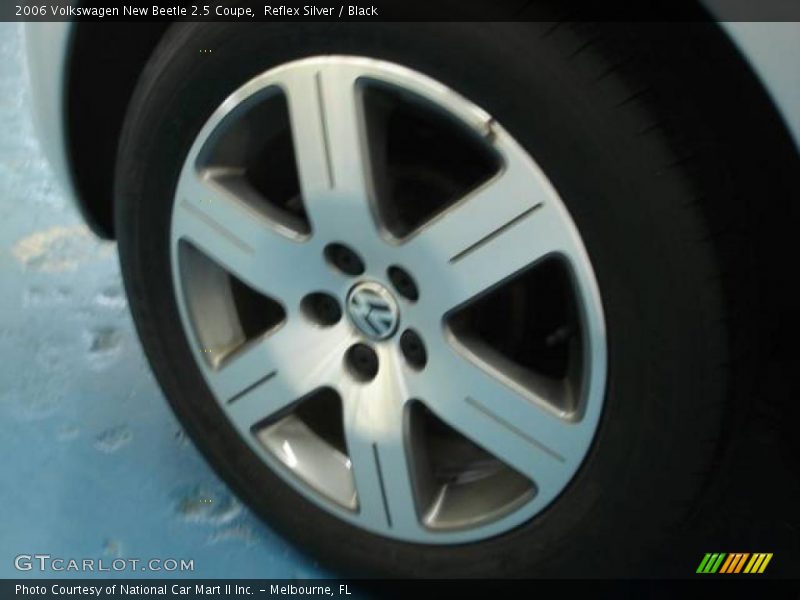 Reflex Silver / Black 2006 Volkswagen New Beetle 2.5 Coupe