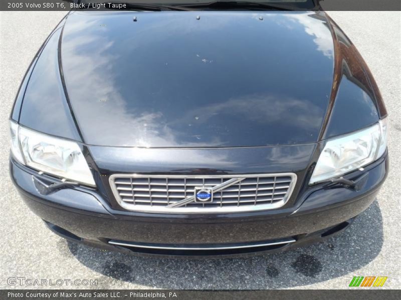Black / Light Taupe 2005 Volvo S80 T6