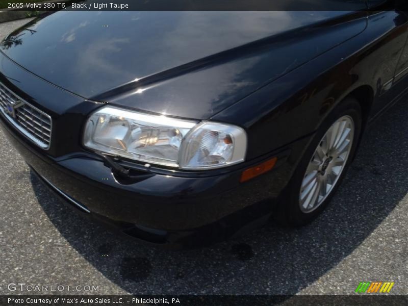 Black / Light Taupe 2005 Volvo S80 T6