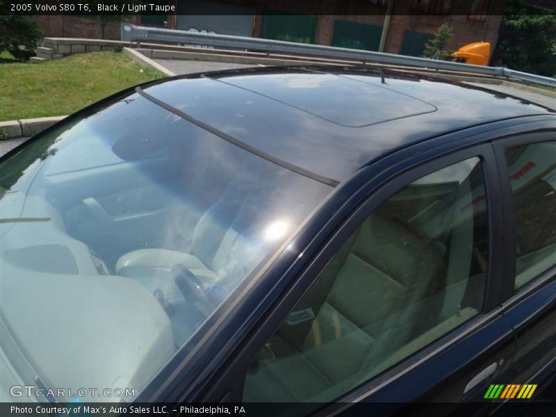 Black / Light Taupe 2005 Volvo S80 T6