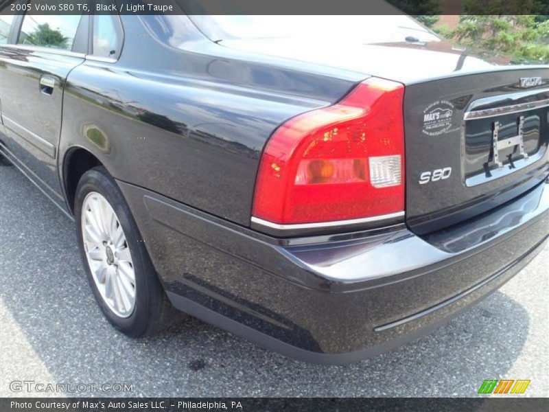 Black / Light Taupe 2005 Volvo S80 T6