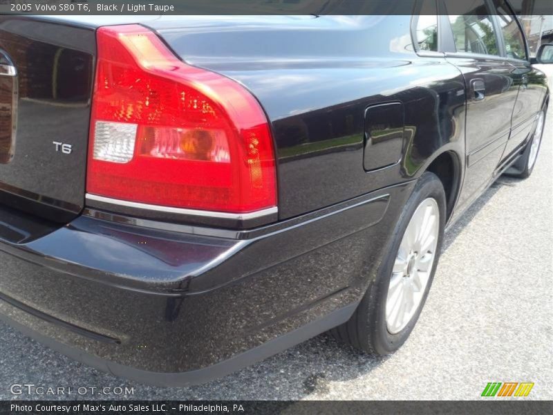 Black / Light Taupe 2005 Volvo S80 T6