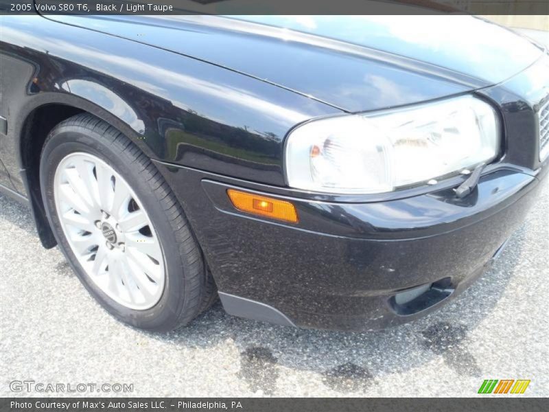 Black / Light Taupe 2005 Volvo S80 T6