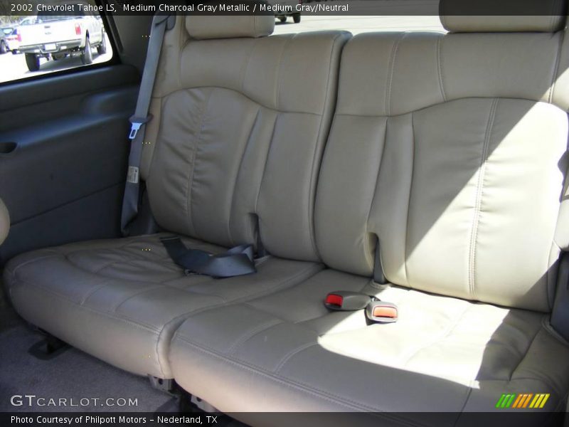 Medium Charcoal Gray Metallic / Medium Gray/Neutral 2002 Chevrolet Tahoe LS