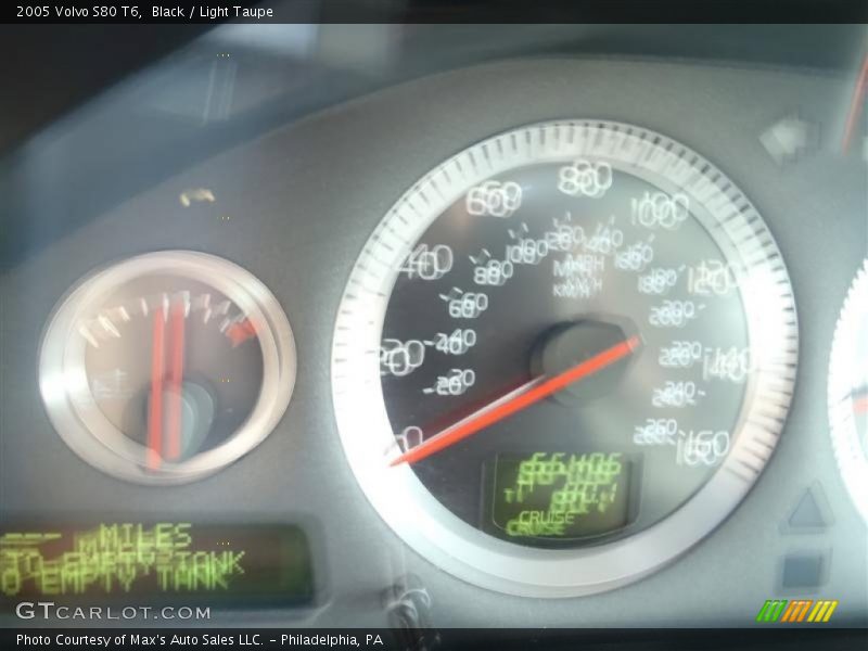Black / Light Taupe 2005 Volvo S80 T6