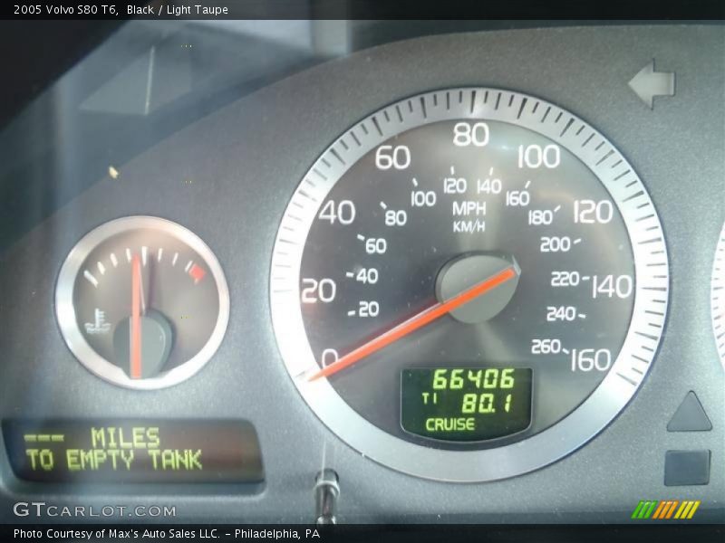 Black / Light Taupe 2005 Volvo S80 T6