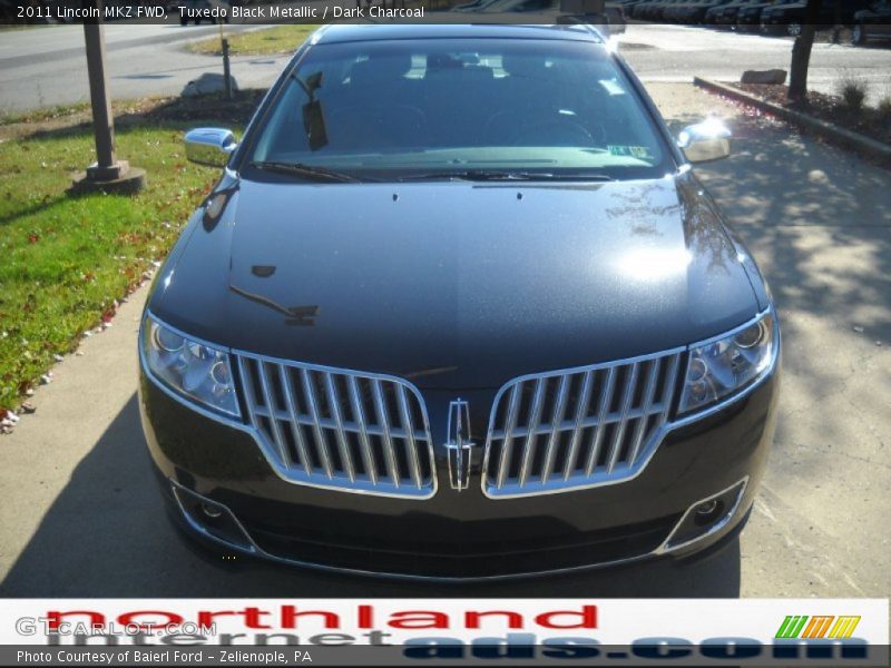 Tuxedo Black Metallic / Dark Charcoal 2011 Lincoln MKZ FWD