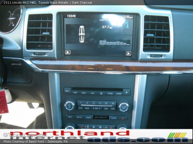 Tuxedo Black Metallic / Dark Charcoal 2011 Lincoln MKZ FWD