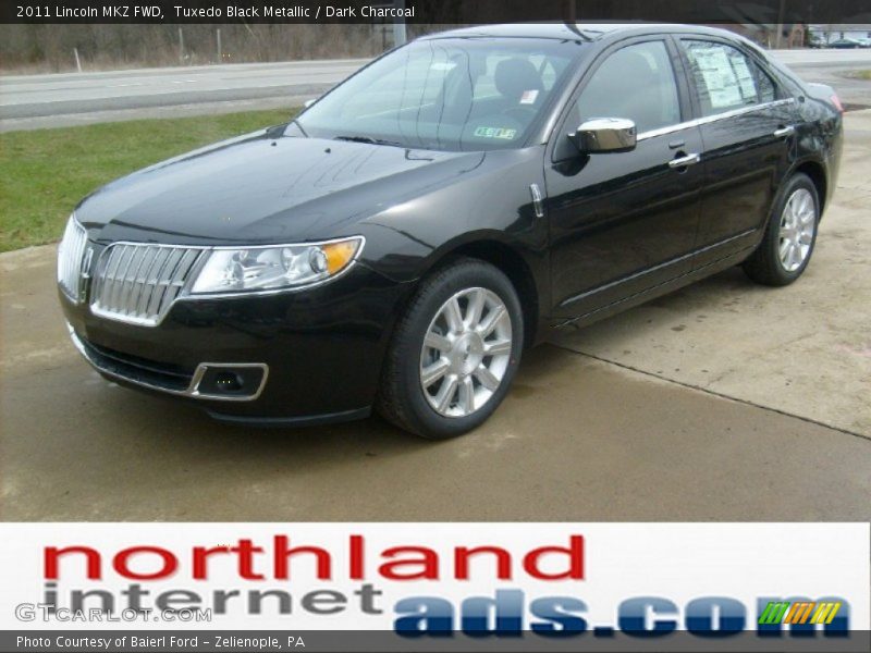 Tuxedo Black Metallic / Dark Charcoal 2011 Lincoln MKZ FWD
