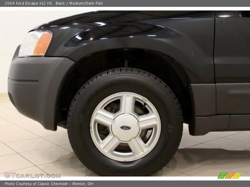  2004 Escape XLS V6 Wheel