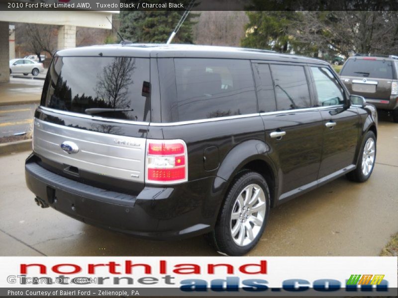 Tuxedo Black / Charcoal Black 2010 Ford Flex Limited AWD